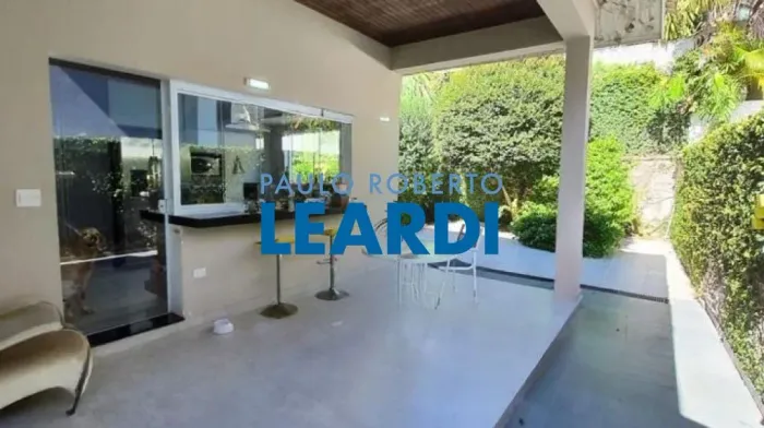 CASA EM CONDOMÍNIO - ALPHAVILLE - SP