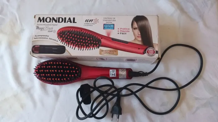 Escova alisadora digital Mondial mágica brush ion