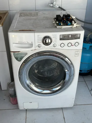Vendo lava e seca LG máquina de lavar