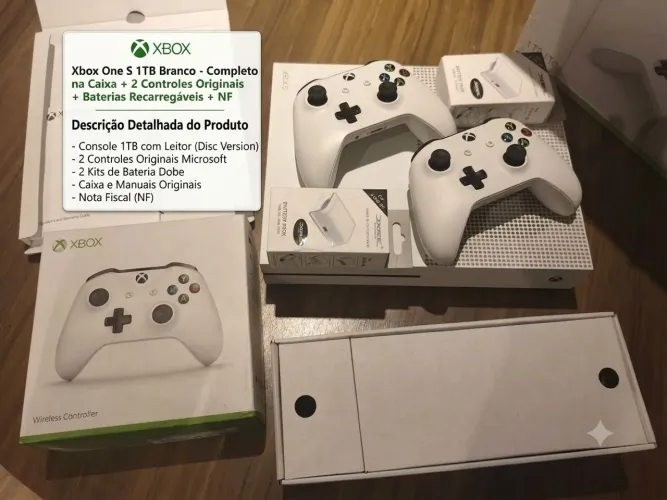Xbox One S 1TB Branco - Completo na Caixa + 2 Controles Originais + Baterias Recarregáveis