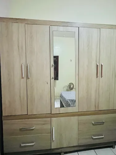 Guarda-roupa casal 