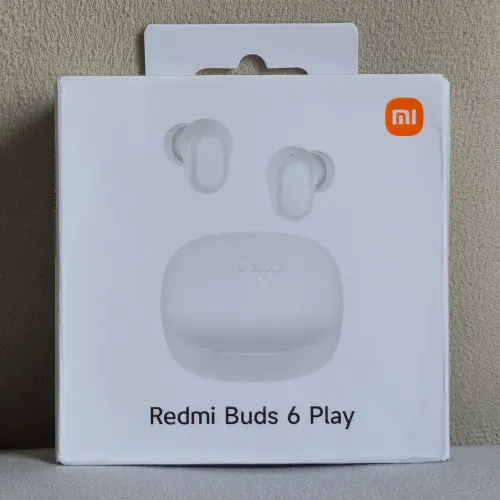Xiaomi - Fone Bluetooth Redmi Buds 6 Play (Bateria de 36 Horas)