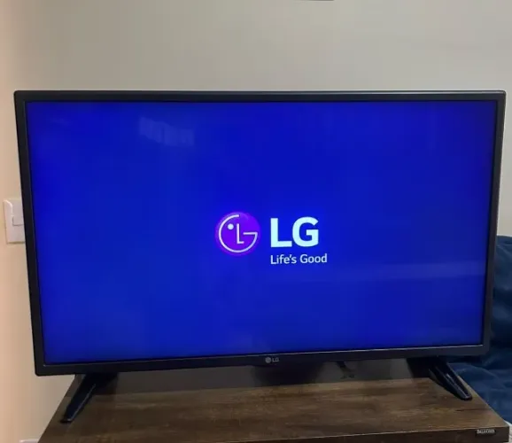 SMART TV 32 Polegadas LG Led HD Wi-Fi -- Excelente Estado