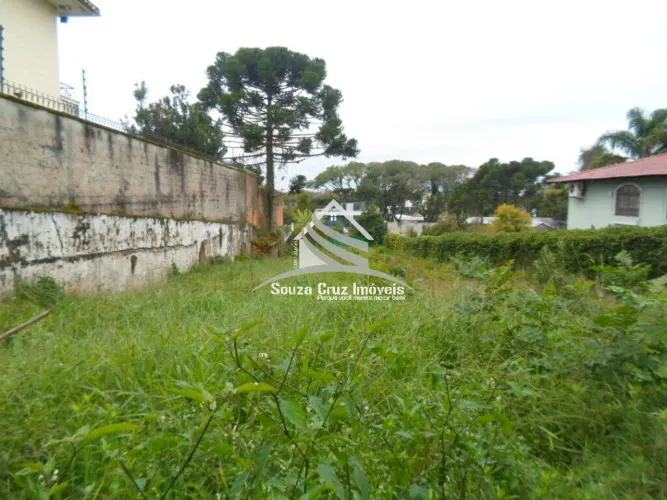 Amplo Terreno No Jardim Social em Curitiba.