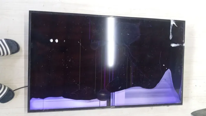 Tv Samsung de 50 e 60 polegadas com tela quebrada e funcionando 