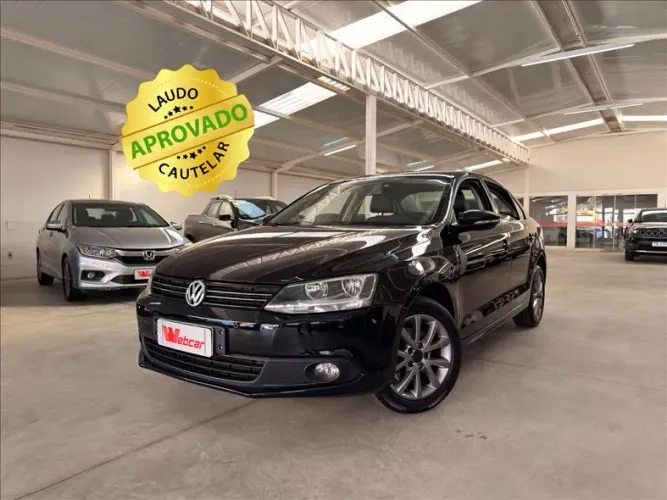 Volkswagen Jetta Comfortline 2.0 T.flex 8V 4P Tipt. 2013