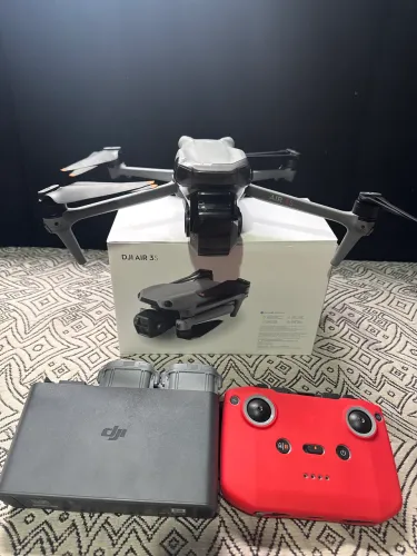 Drone Dji Air3s NOVO.