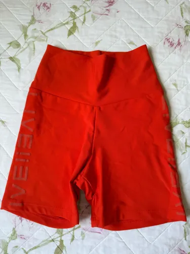 Short laranja com bolso atrás- Marca LIVE