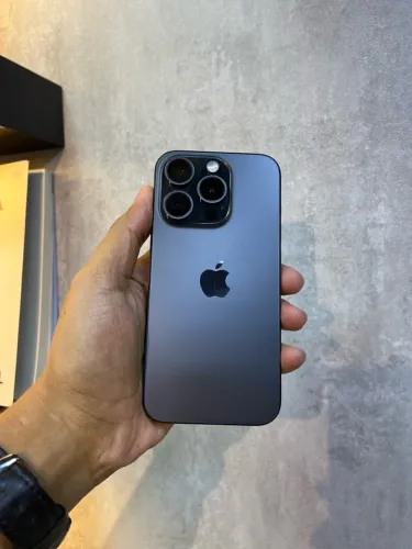 iPhone 15 Pro 512GB Bateria 87%