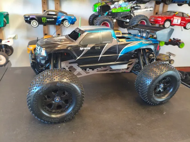 Automodelo Savage 5.9 XL