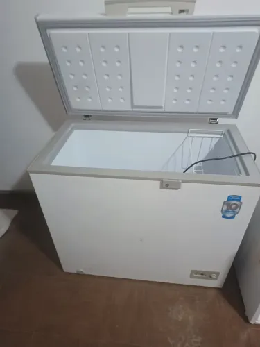 Freezer Midea 220 litros