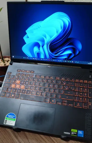 Notebook Gamer ASUS TUF Gaming F16 / i5 / RTX 3050 6GB / 16GB DDR4 / Na Garantia