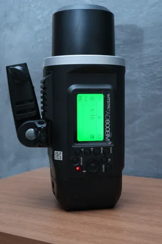 Godox AD600 BM flash 