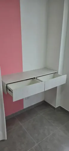 Penteadeira suspensa