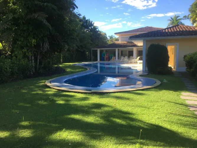 PORTOBELLO CASA DE ALTO PADRÃO DE PORTEIRA FECHADA