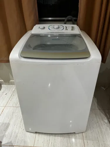 Máquina de lavar Eletrolux