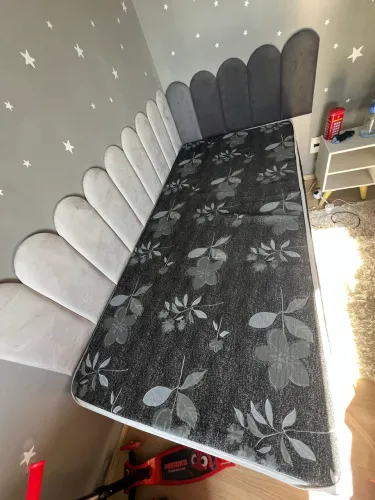 Vendo cama solteiro ótimo estado