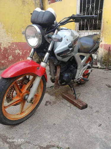 Twister 250