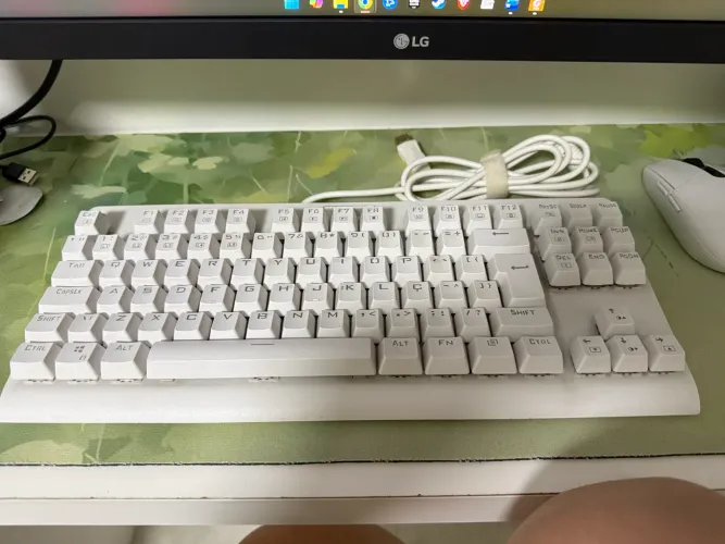 Teclado Redragon Dark Avenger Branco RGB
