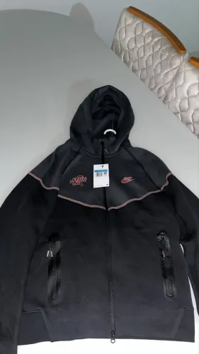 Nike Tech Fleece x Syna