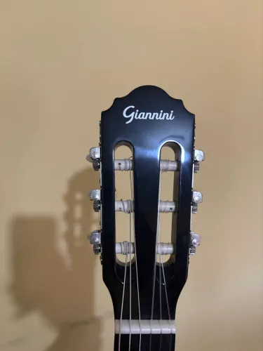 Violão Giannini