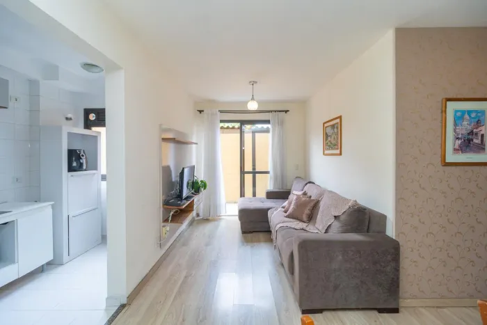 Apartamento de 2 quartos no bairro Campo Comprido