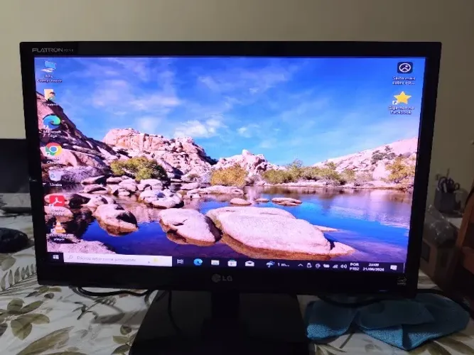 Monitor LG Flatron 21,5'