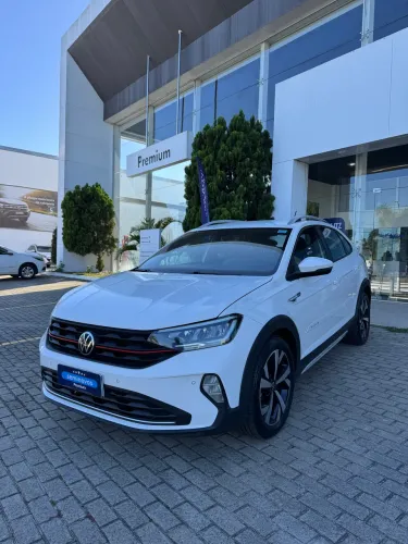 Volkswagen Nivus Highline 1.0 200 TSI Flex AUT 2021
