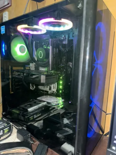 PC GAMER ? RYZEN 7 + RTX 5060 8GB