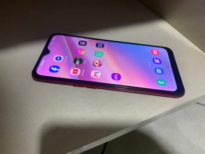 Aparelho celular a 10s