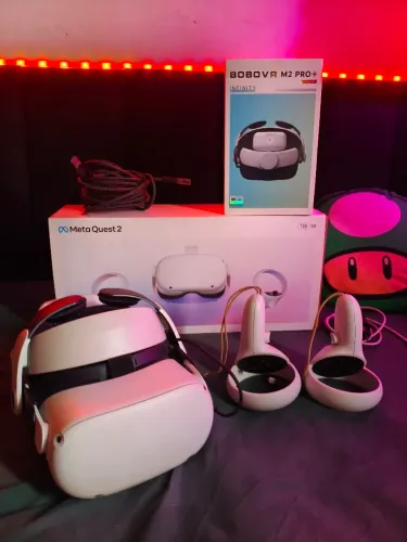 Meta Quest 2 128GB + BOBOVR M2 PRO+ + Cabo Link 5m