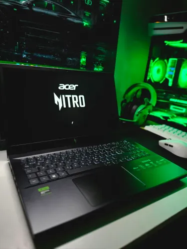 Notebook Acer Nitro V15 Intel Core i7 Nvidia RTX 4050 6GB 16GB RAM 512GB SSD NVME