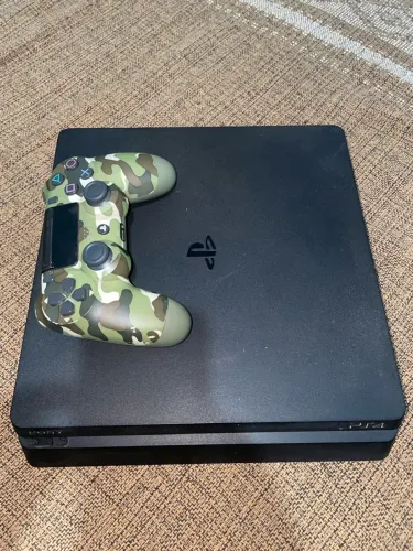 Ps4 slim 1TB