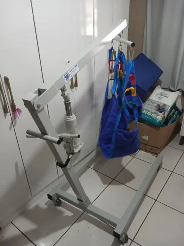 Guincho hospitalar Anjos da Vida (suporta até 130kgs)