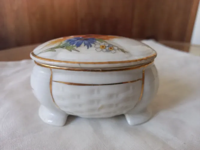 Porta Joias Vintage de Porcelana Estilo Capo Di Monte Pintada À Mão