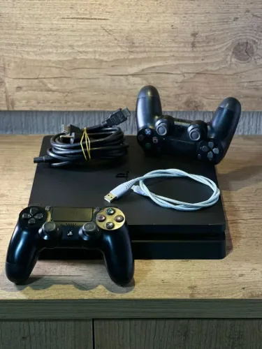 Único! PS4 Slim de 500gb - Zero C/ 2 controles SEM DEFEITOS - Caixa e manuais (Entrego)
