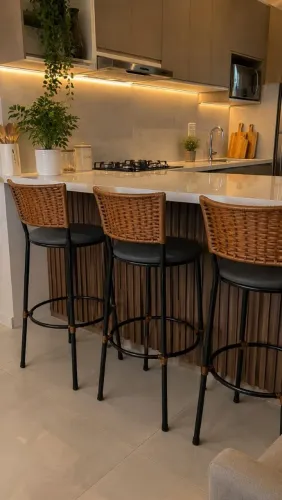 Banquetas artesanais, fabricação própria 