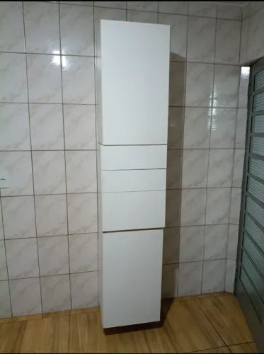 Armário componíveis,com duas portas e gaveteiro