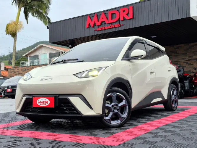 BYD Dolphin Mini (Elétrico) 2025