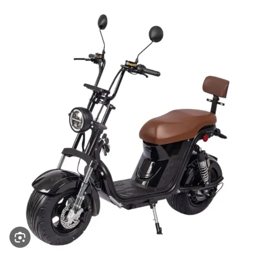 Moto elétrica 2 meses de uso 