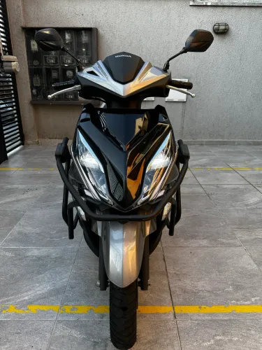 Honda elite 125