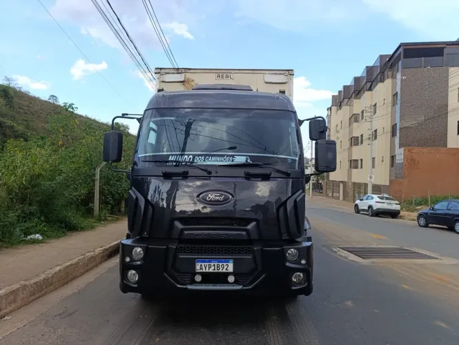 Ford cargo 2429 2014