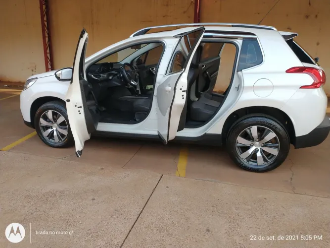 Peugeot 2008 Griffe 1.6 Flex 16V 5P Aut. 2016
