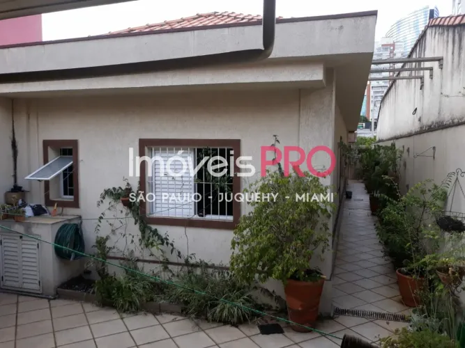 Imóvel comercial ou residencial entre Av. Juscelino Kubitschek e Av. Brig. Faria Lima