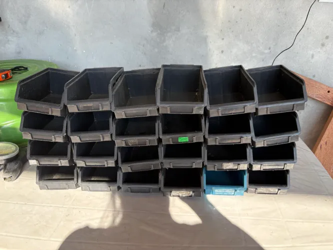 24 Caixas Bin 10x16 R$150,00 + 2 - 26x15
