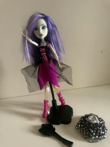 MONSTER HIGH SPECTRA VONDERGEIST ORIGINAL (1ª GERAÇÃO)