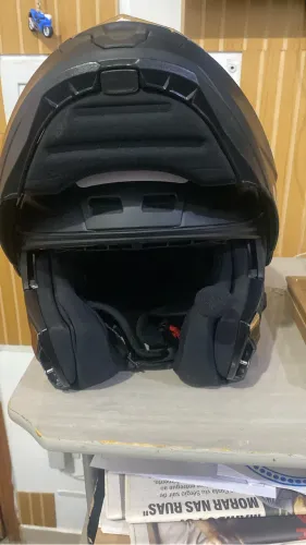 Vendo capacete ls2 novo na caixa com fone comunicador