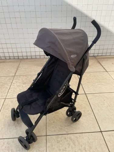 Carrinho de Bebê Graco TraveLite Importado (Europa) - Ótimo Estado!