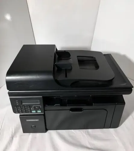 Impressora Laser Com Xerox e Scanner Hp m1212 com toner Cheio 