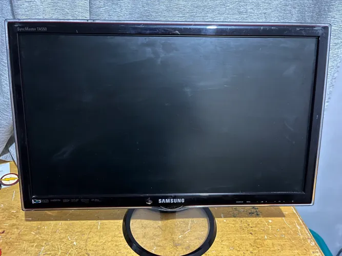Monitor/TV Samsung 24 polegadas para reparo